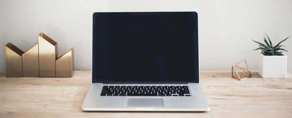 Best Laptops For Bloggers - macbook
